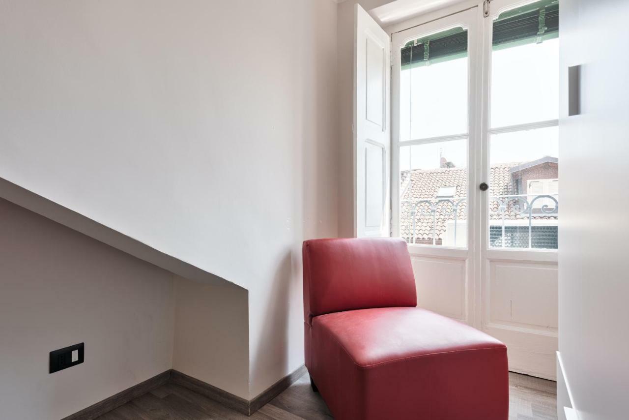 Ferienwohnung Mansarda Station Gioberti Turin Exterior foto
